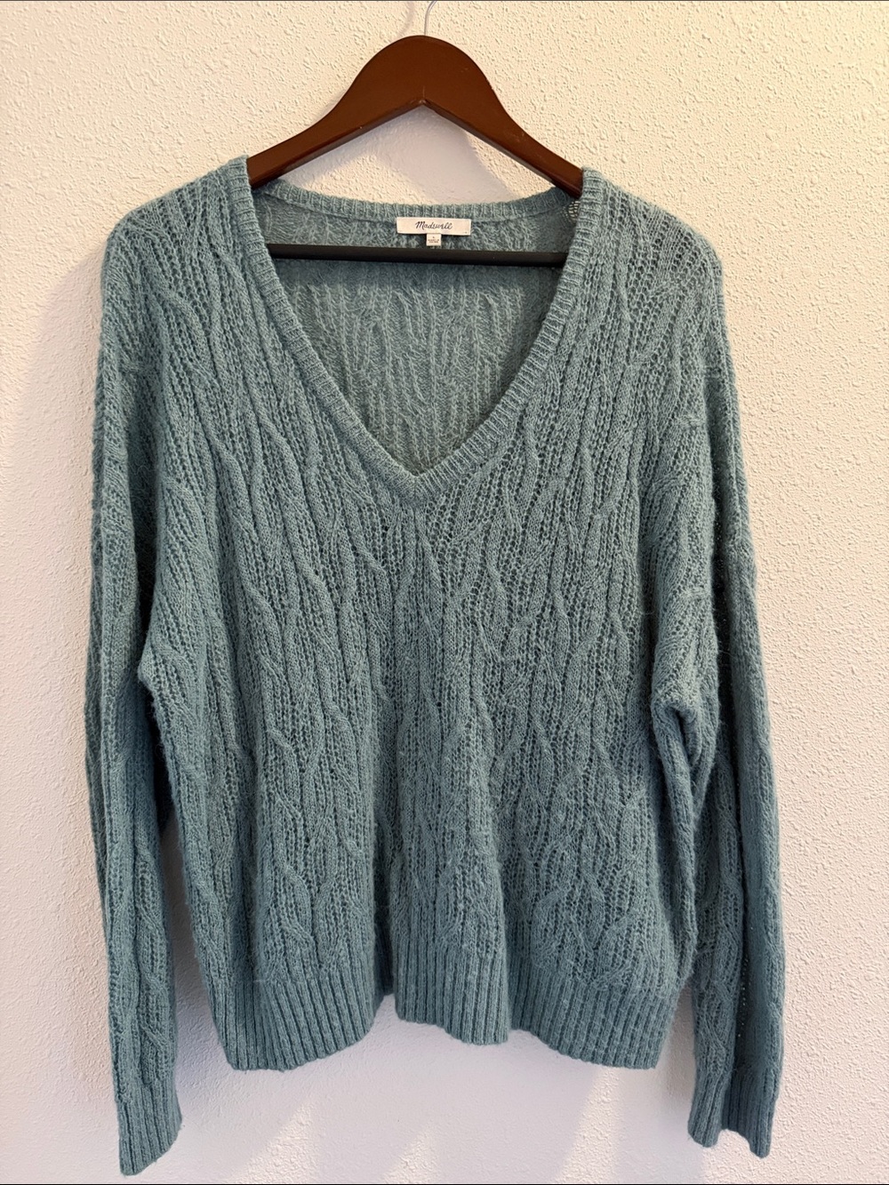 Madewell Cable Knit V-Neck Sweater, Size L